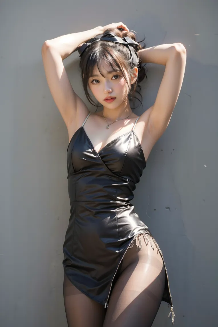 黑色连衣裙